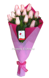 Ramo con rosas rosadas  surco la Molina san borja